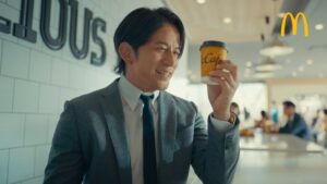 マックであなどれないコーヒーをのんでひと息。